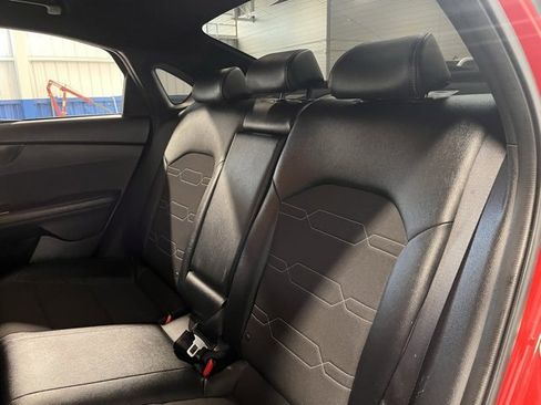 Used 2024 Kia Forte GT-Line image 17