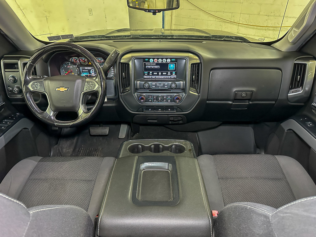 Used 2018 Chevrolet Silverado 1500 LT w/ LPO, Black Pack AWD/4WD image 26