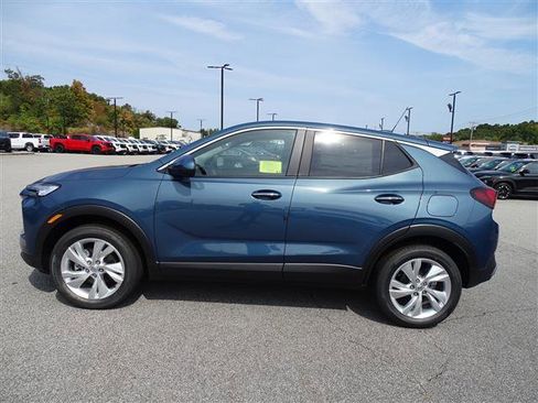 Used 2025 Buick Encore GX Preferred image 2