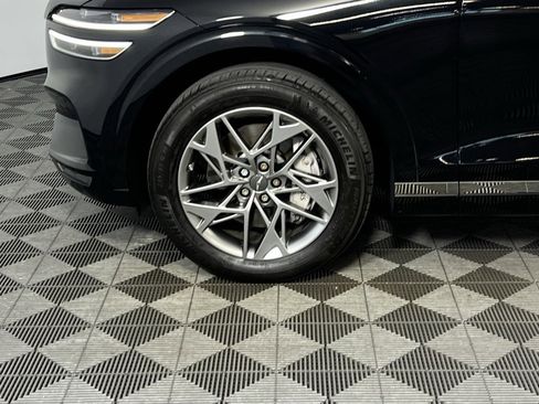 Used 2023 Genesis GV70 2.5T w/ Select Package image 17