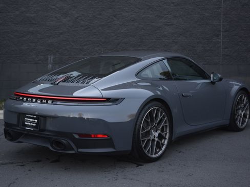 Certified 2025 Porsche 911 Carrera image 7