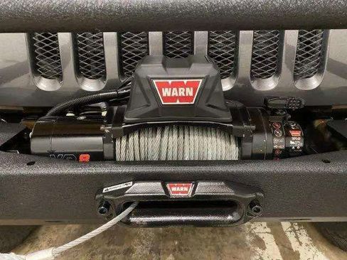 Used 2017 Jeep Wrangler Unlimited Sport w/ Connectivity Group AWD/4WD image 91