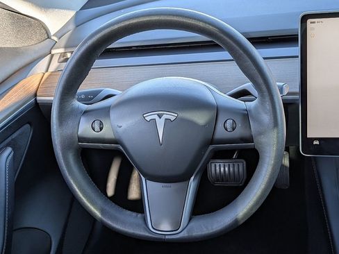 Used 2023 Tesla Model 3 Standard Range image 21