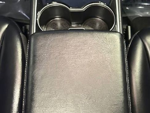 Used 2018 Tesla Model 3 Long Range image 35