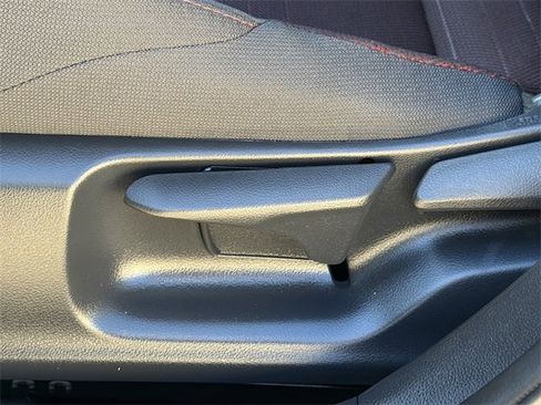 Used 2025 Toyota Corolla SE image 20