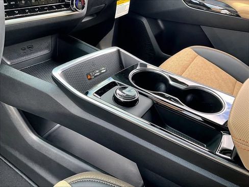 New 2027 Chevrolet Equinox ACTIV FWD image 13