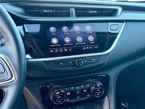 Used 2023 Buick Encore GX Select image 25