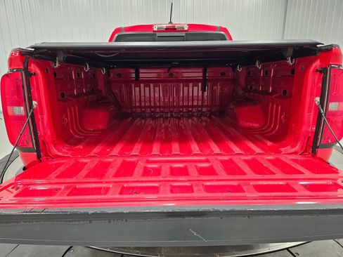 Used 2016 Chevrolet Colorado Z71 image 15