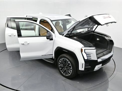 Used 2026 GMC Sierra EV Denali image 40
