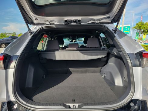 Used 2024 Toyota RAV4 SE image 16