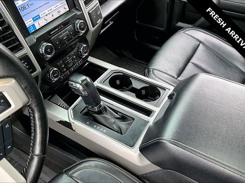 Used 2019 Ford F150 Lariat image 18