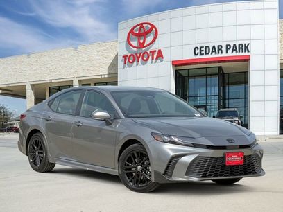 Used 2026 Toyota Camry SE w/ Convenience Package