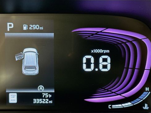 Used 2025 Kia Soul LX w/ LX Technology Package FWD image 19