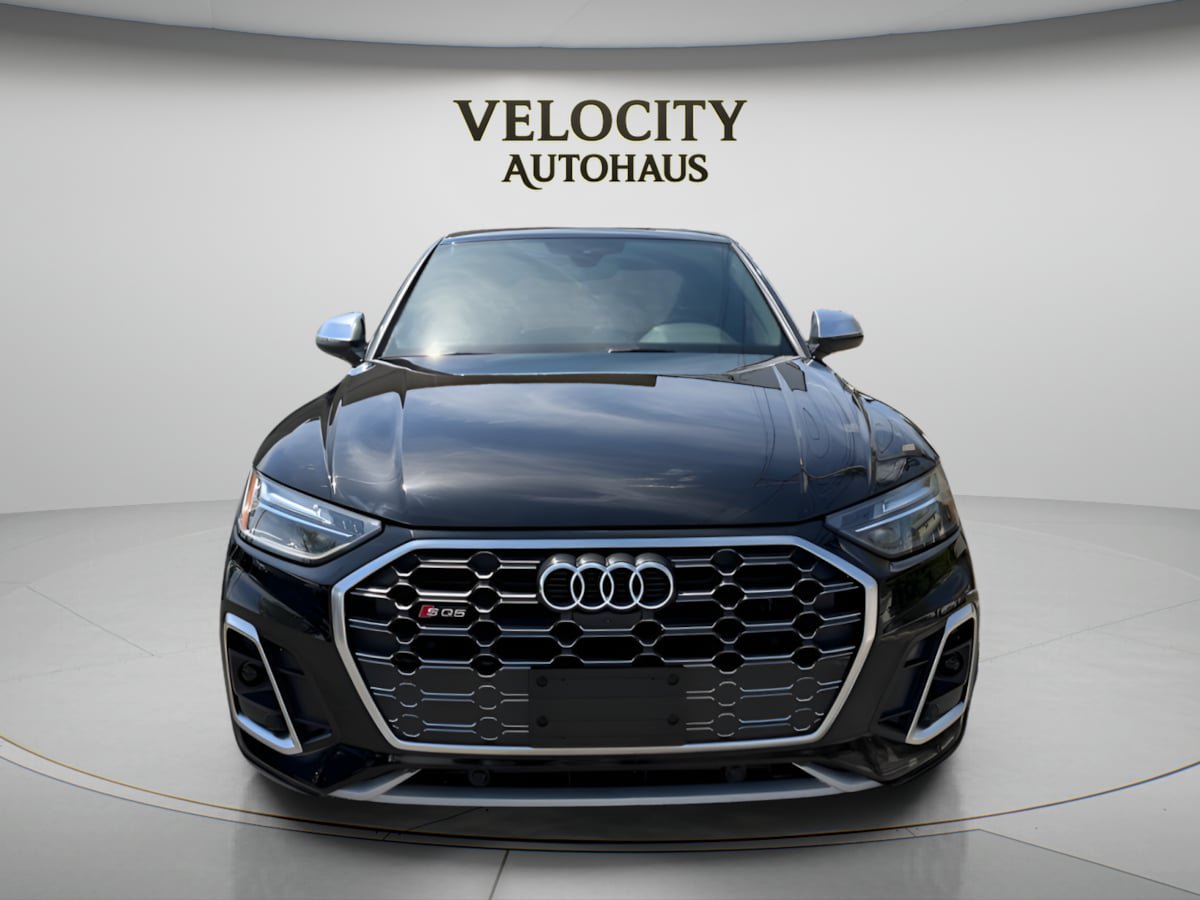 Used 2022 Audi SQ5 Premium Plus w/ Premium Plus Package AWD/4WD image 2