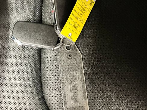 Used 2025 Kia Sportage EX FWD image 26