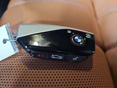 New 2026 BMW 740i xDrive w/ Executive Package image 38