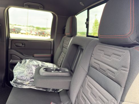New 2026 Nissan Frontier PRO-4X w/ Pro-4x Convenience Package AWD/4WD image 34