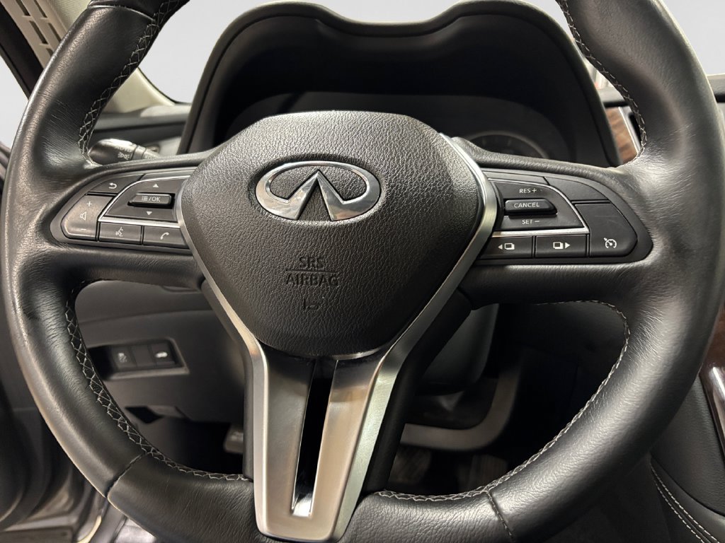 Used 2018 INFINITI Q50 Luxe RWD image 36