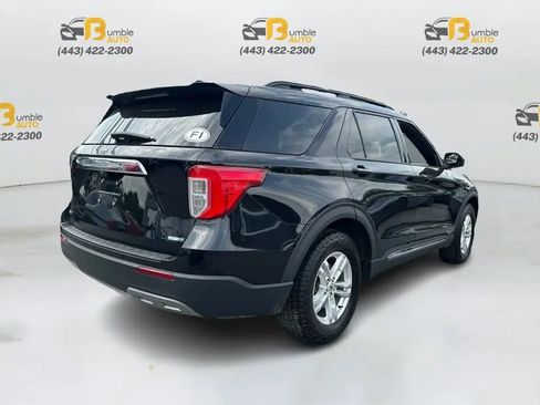 Used 2020 Ford Explorer XLT w/ Equipment Group 202A AWD/4WD image 5