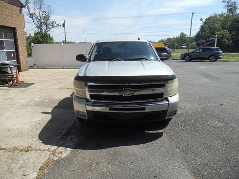 Used 2010 Chevrolet Silverado 1500 LT w/ Power Pack Plus AWD/4WD image 14