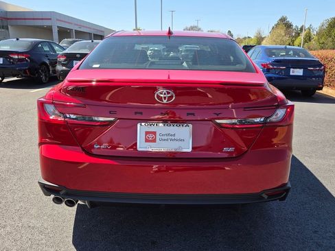 Used 2026 Toyota Camry SE image 9