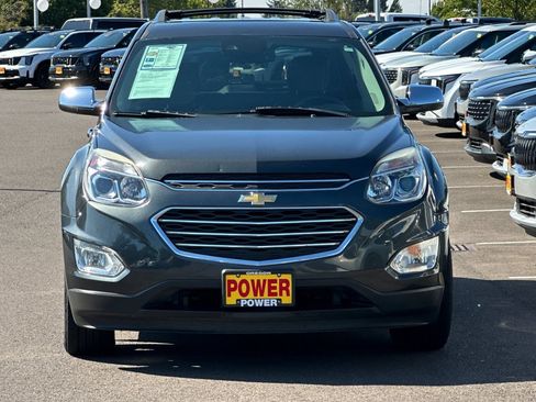Used 2017 Chevrolet Equinox Premier w/ Enhanced Convenience Package AWD/4WD image 9