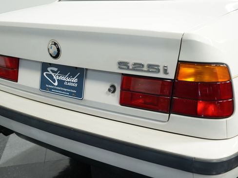 Used 1989 BMW 525i Sedan image 21