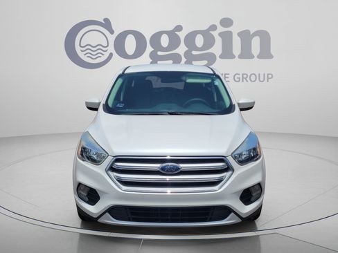 Used 2019 Ford Escape SE FWD image 8