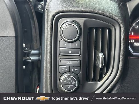 Used 2020 Chevrolet Silverado 2500 Custom w/ Custom Value Package image 25