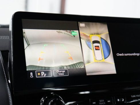 Used 2024 Nissan Armada Platinum w/ Captain's Chairs Package image 41