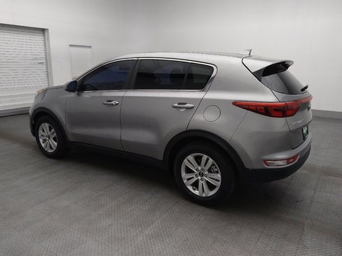 Used 2019 Kia Sportage LX image 3