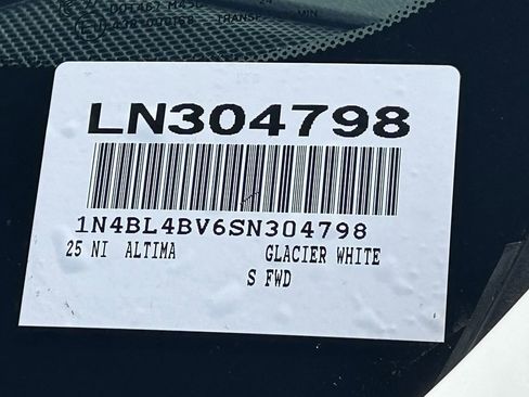 Used 2025 Nissan Altima 2.5 S image 30