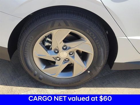 Used 2025 Hyundai Sonata SE image 12