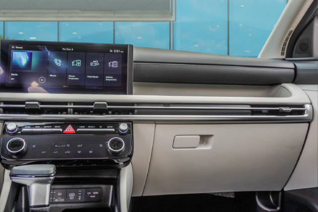 Certified 2025 Hyundai Tucson SEL FWD image 14