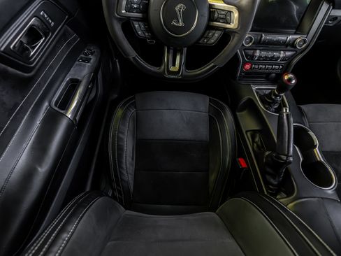 Used 2016 Ford Mustang Shelby GT350 w/ Technology Package image 51