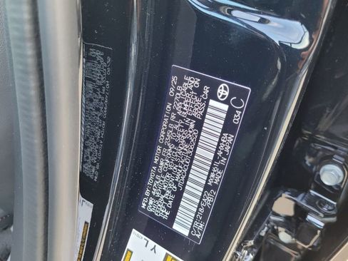 New 2026 Toyota Prius Plug-In Hybrid image 15