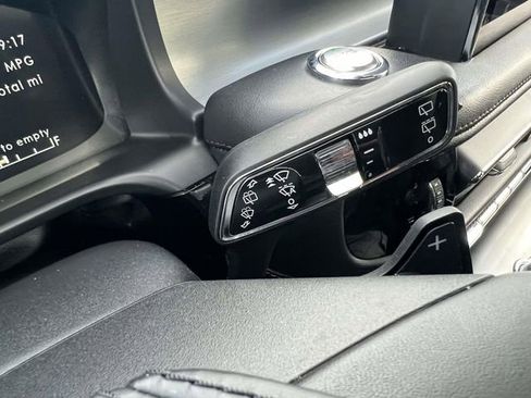 Certified 2023 Lincoln Aviator AWD w/ Premium Package image 30