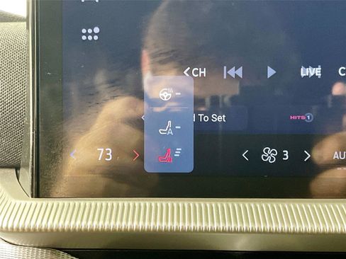 Used 2025 Ford Explorer ST-Line image 22