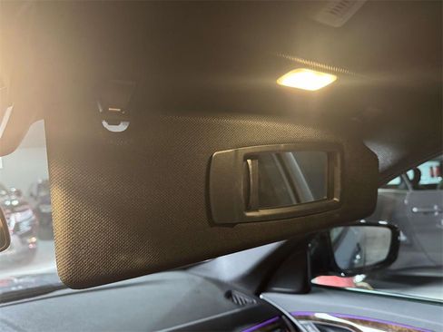 Used 2019 BMW 540i xDrive image 29