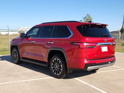 Used 2023 Toyota Sequoia Limited image 7