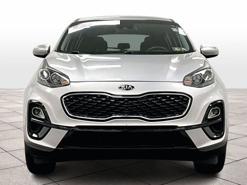 Used 2021 Kia Sportage LX image 3