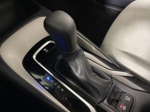 Certified 2022 Toyota Corolla L FWD image 22