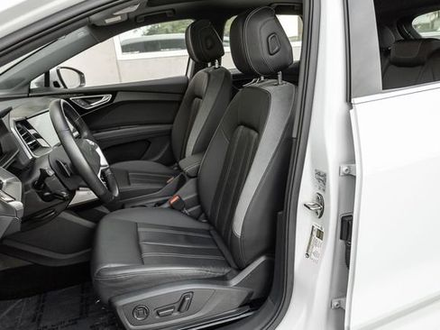 Used 2022 Audi Q4 e-tron Premium Plus image 12