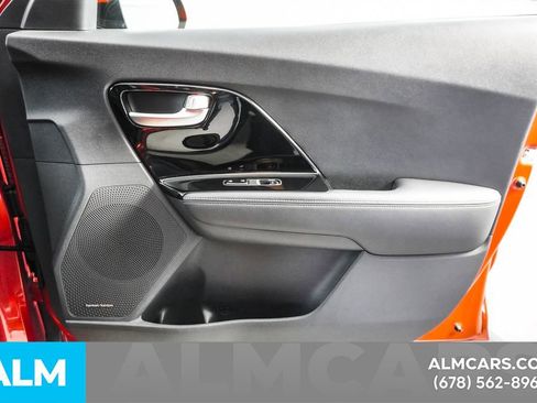 Used 2022 Kia Niro Touring Special Edition image 42