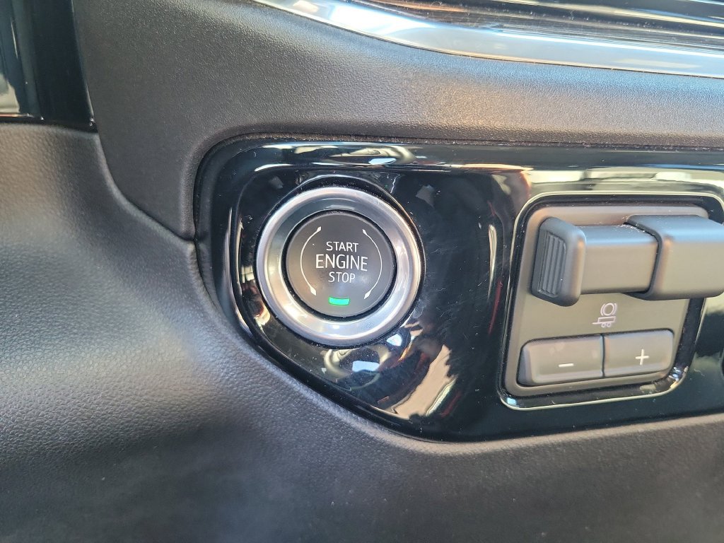 Used 2026 Chevrolet Silverado 1500 LT AWD/4WD image 34