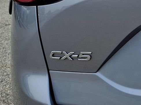 Used 2018 MAZDA CX-5 Touring w/ Preferred Equipment Package FWD image 31