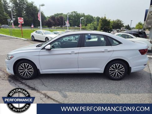 Used 2019 Volkswagen Jetta SE FWD image 6
