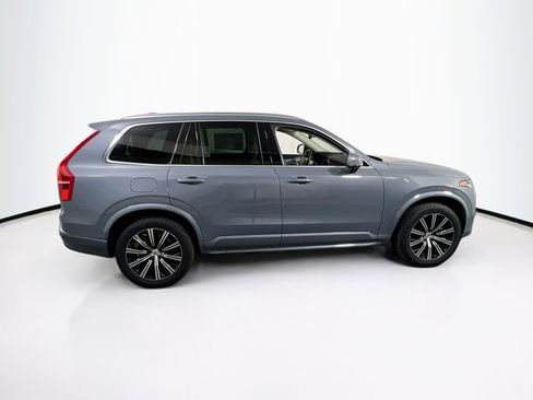 Used 2023 Volvo XC90 B5 Core w/ Protection Package Premier image 4