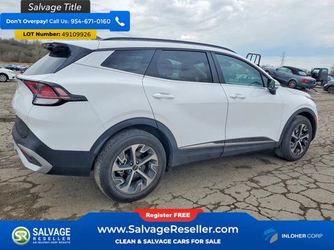 Used 2025 Kia Sportage EX w/ Premium Package FWD image 4