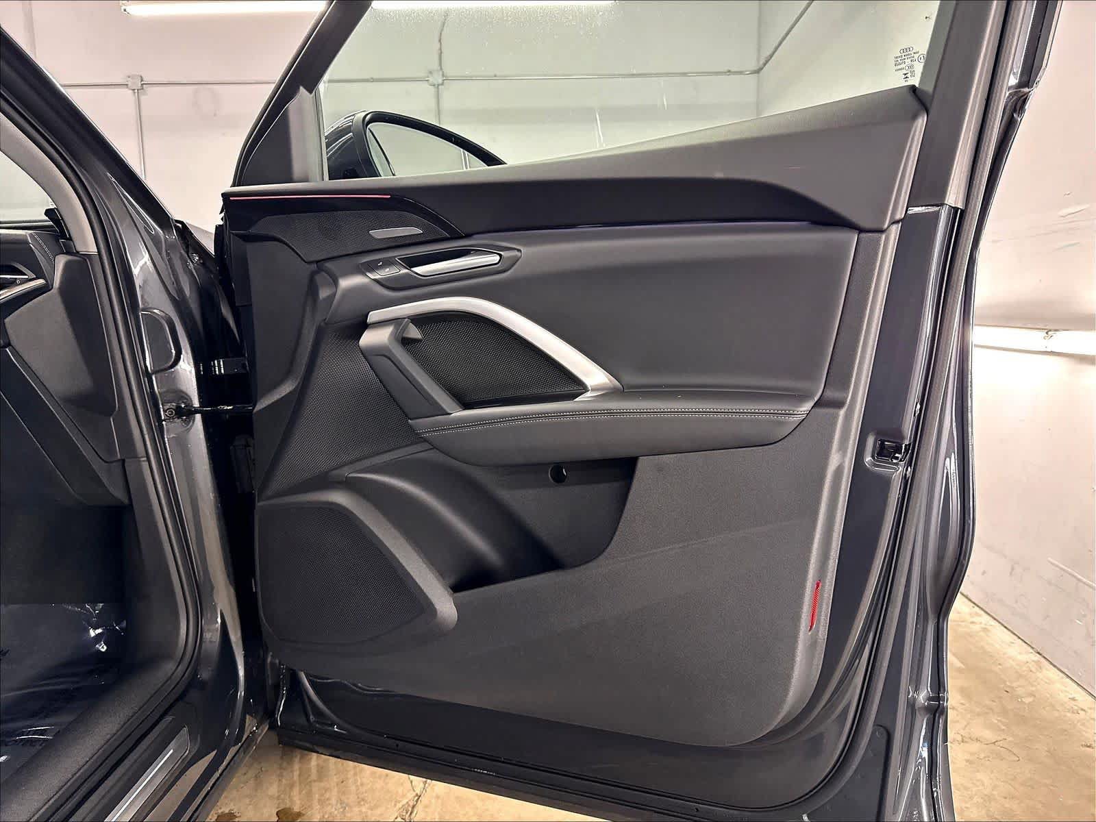 Used 2025 Audi Q5 Premium Plus AWD/4WD image 26